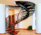 Изготовление винтовых лестниц для частных домов